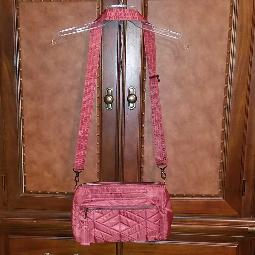 NWOT Lug crossbody bag purse - Picture 2 of 6